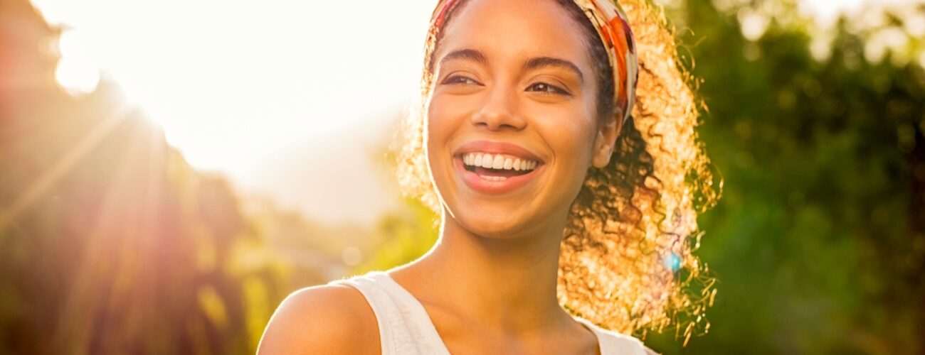 mXPn02r2-persona-feliz-sonreir.jpg