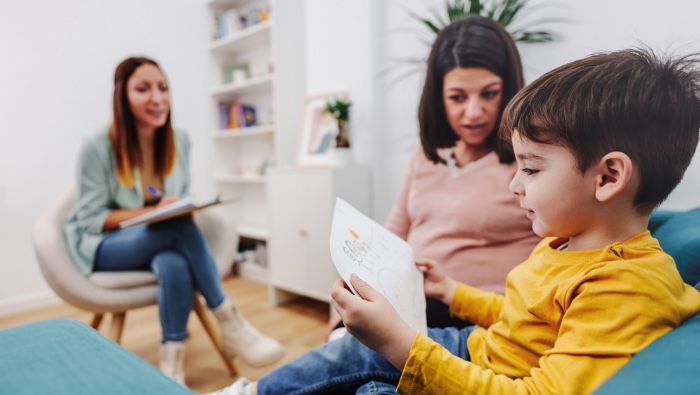 terapia para niños autistas leves